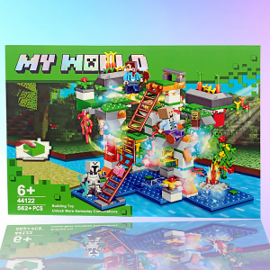 Конструктор Minecraft, 562 деталі (44122)