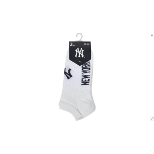 Шкарпетки New York Yankees 3 pk Sneaker білий Уні 43-46