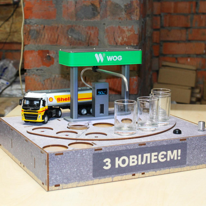 Наливатор АЗС на 7 чарок - Фура Volvo