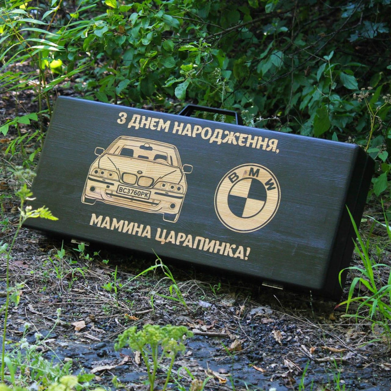 Набір для гриля та барбекю "Традиційний" у дерев'яному кейсі